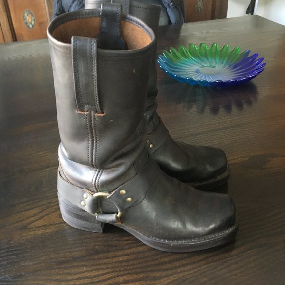 Men's Frye Engineer Boots - Picture 2 of 5